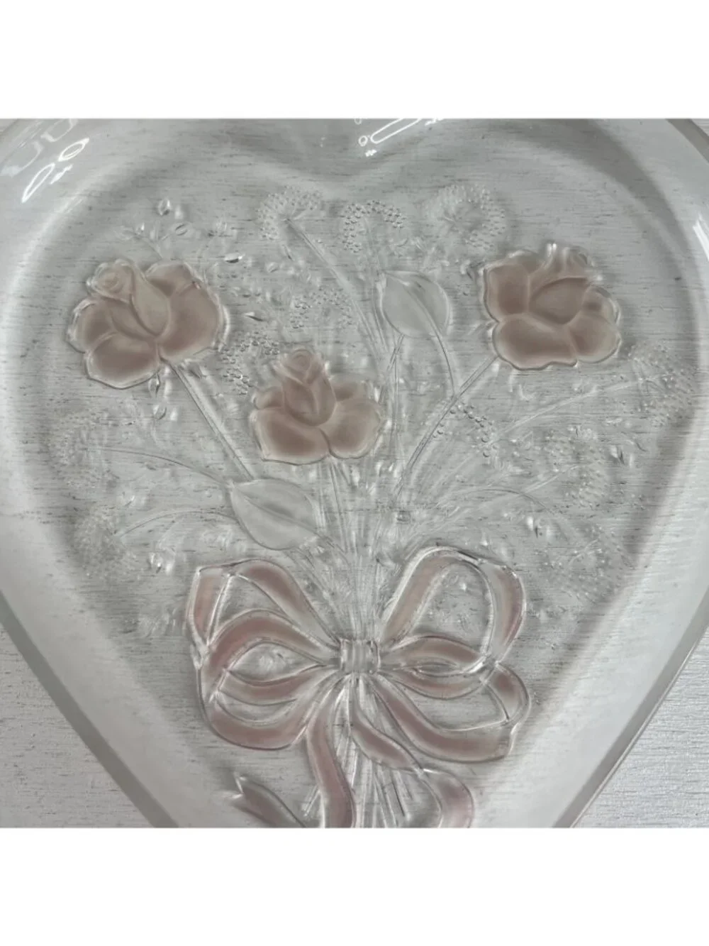 MIKASA Crystal Sweetheart Bouquet Pink Roses Heart Plate Original Box